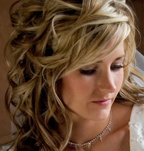 Soft bridal makeup and curls - TMBS